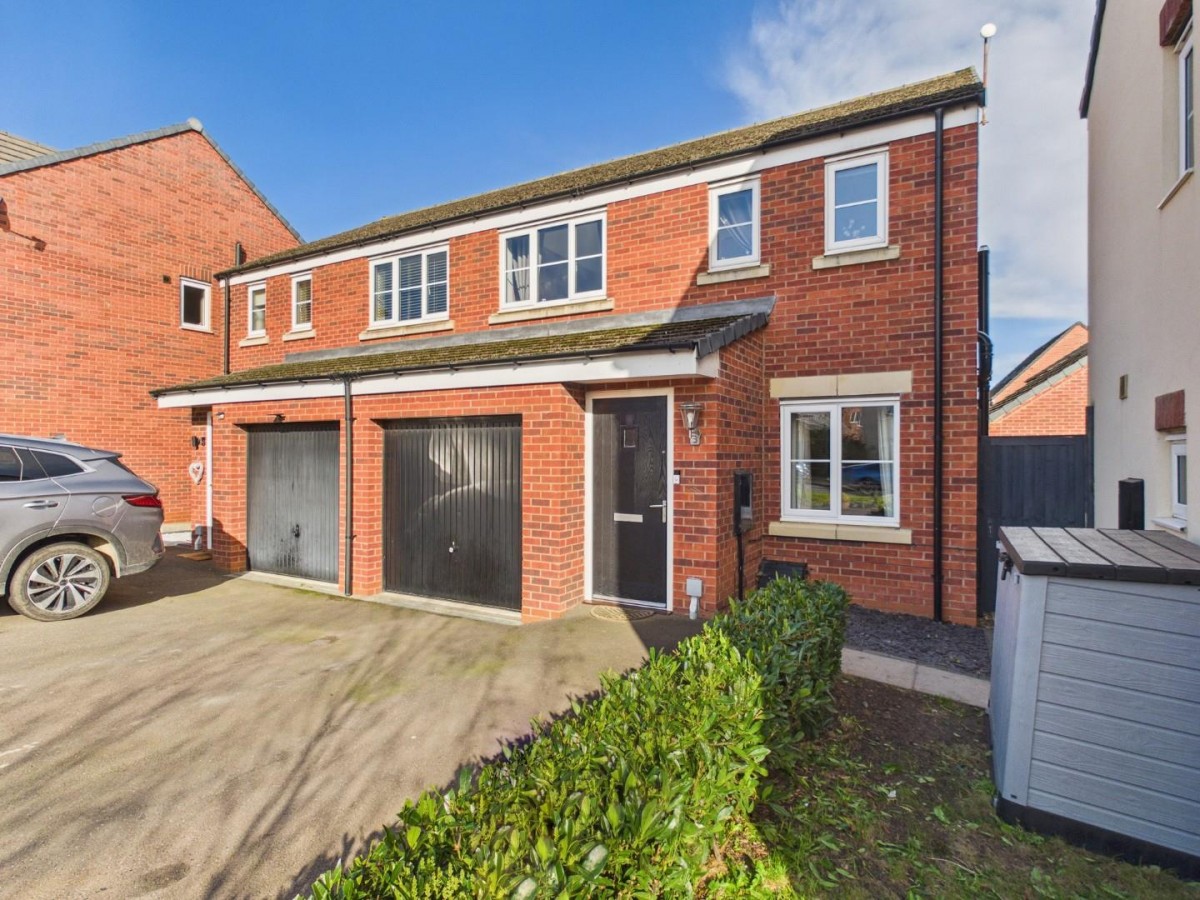 Thistle Way, Witham St. Hughs, Lincoln