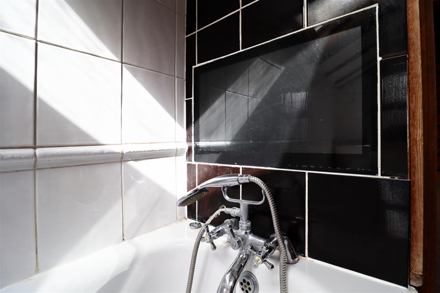 2 bedroom House for Sale Coopers Road, Northfleet, Gravesend