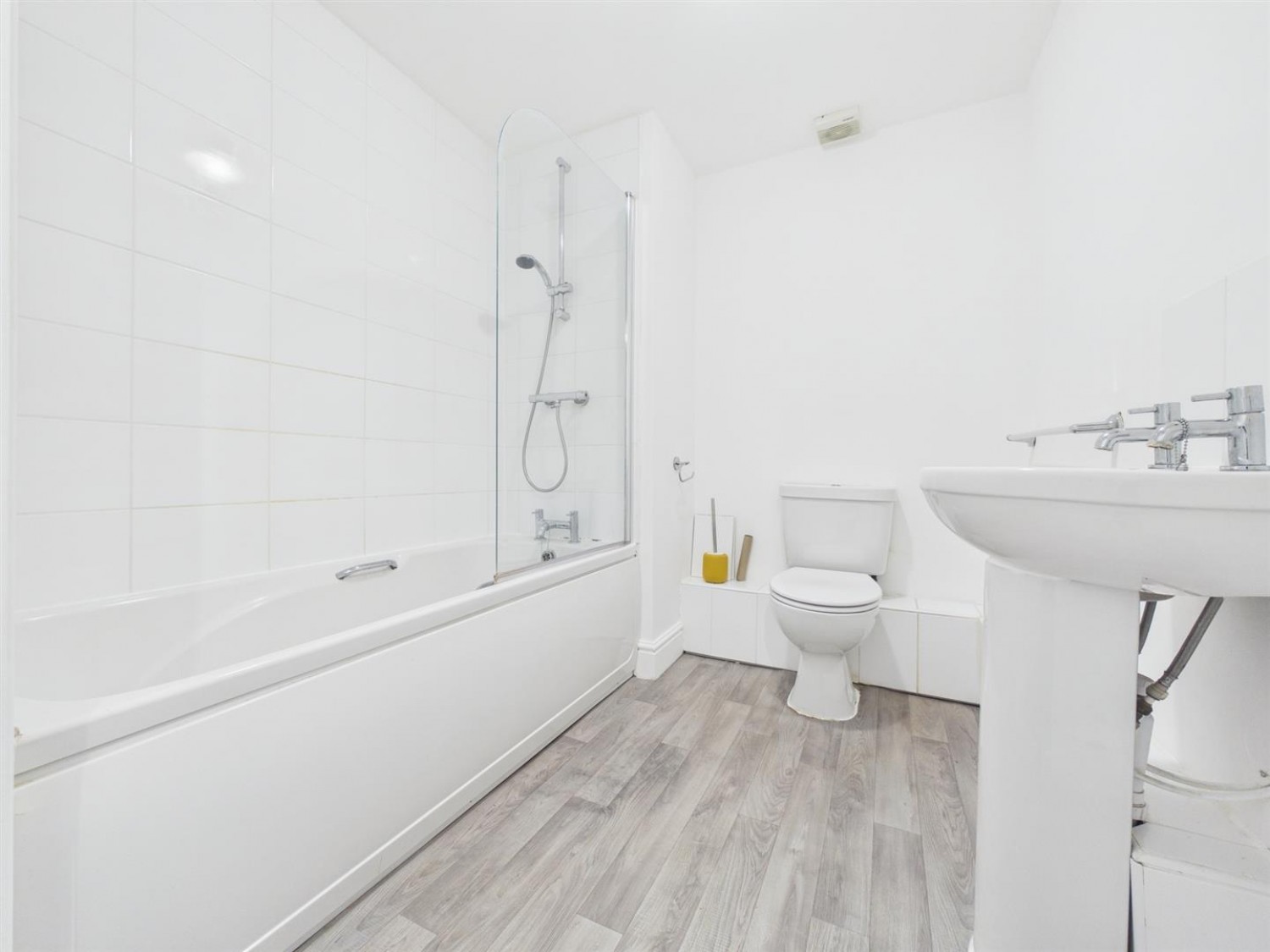 2 bedroom Flat for Sale Willow Tree Close, Lincoln
