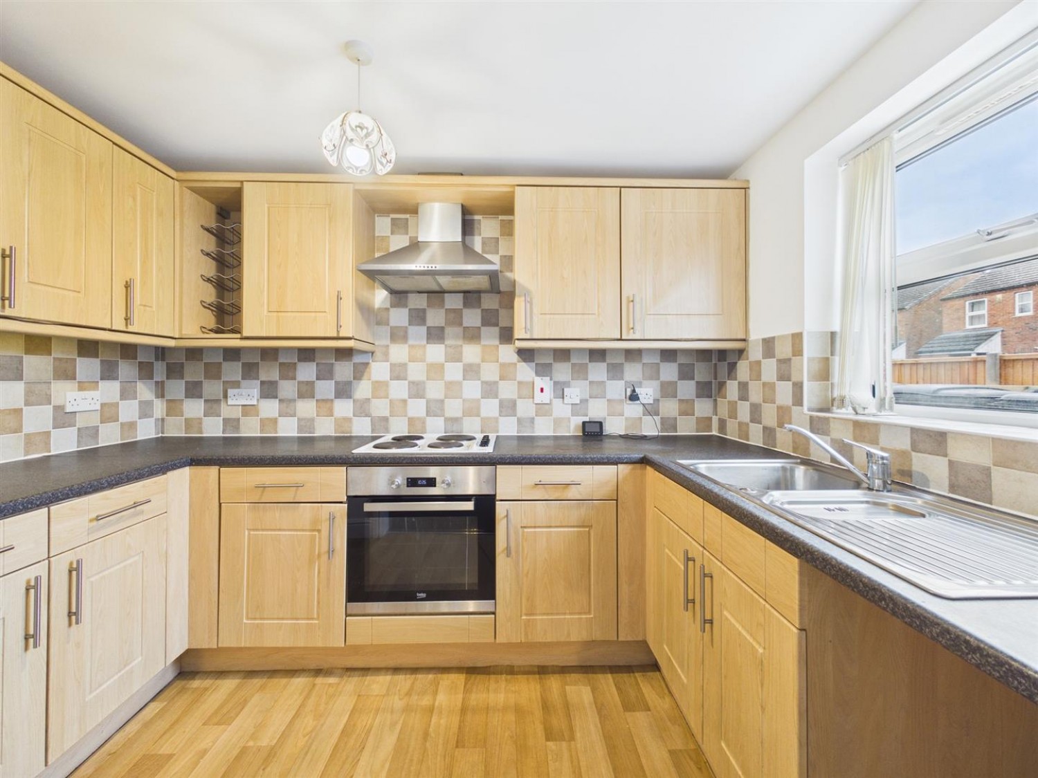 2 bedroom Flat for Sale Willow Tree Close, Lincoln