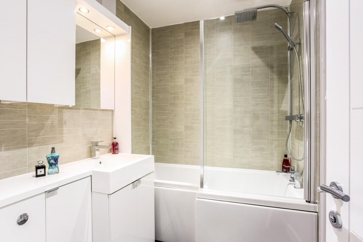 Victoria Road, Farnborough