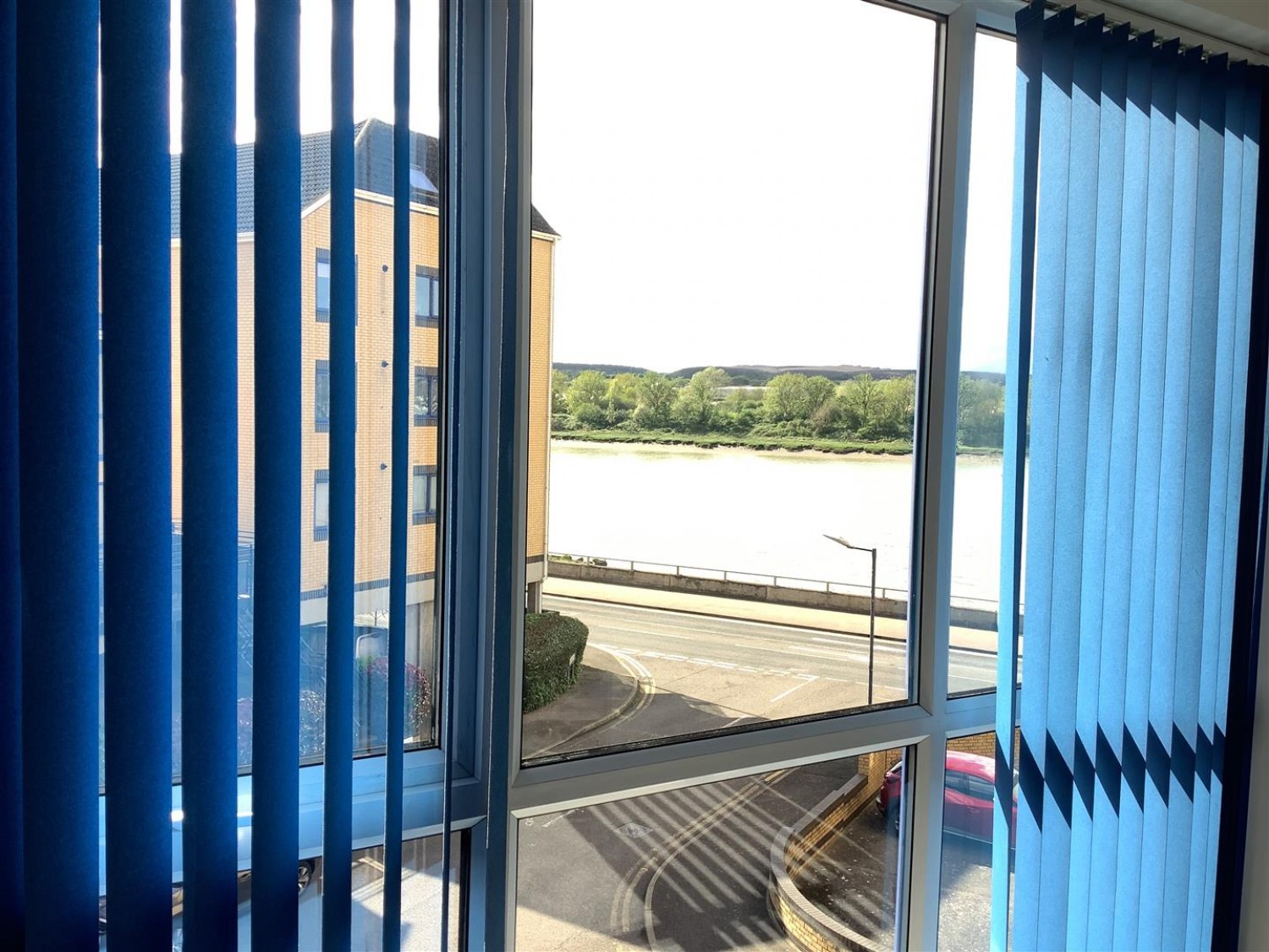 2 bedroom Flat for Letting The Mariners, Valetta Way