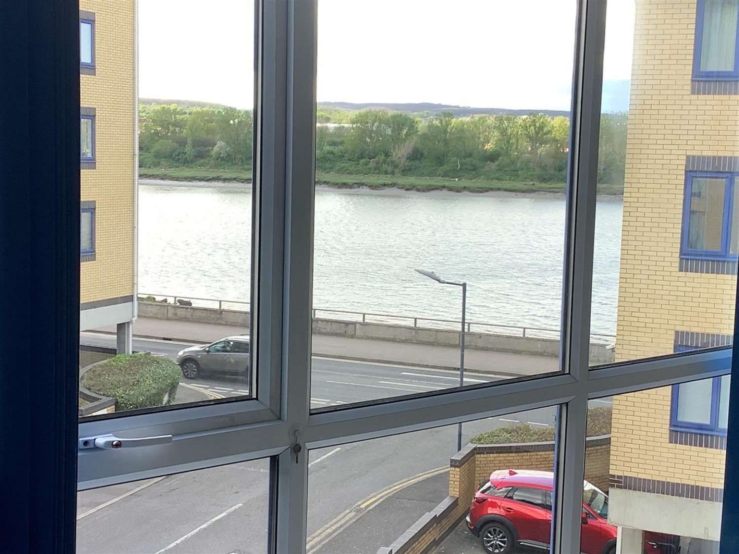 2 bedroom Flat for Letting The Mariners, Valetta Way