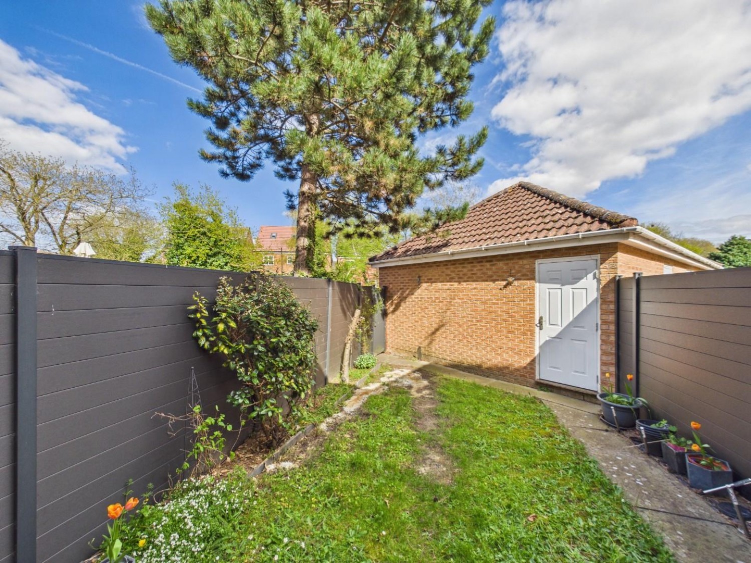 2 bedroom House for Sale Tiber Road, North Hykeham, Lincoln