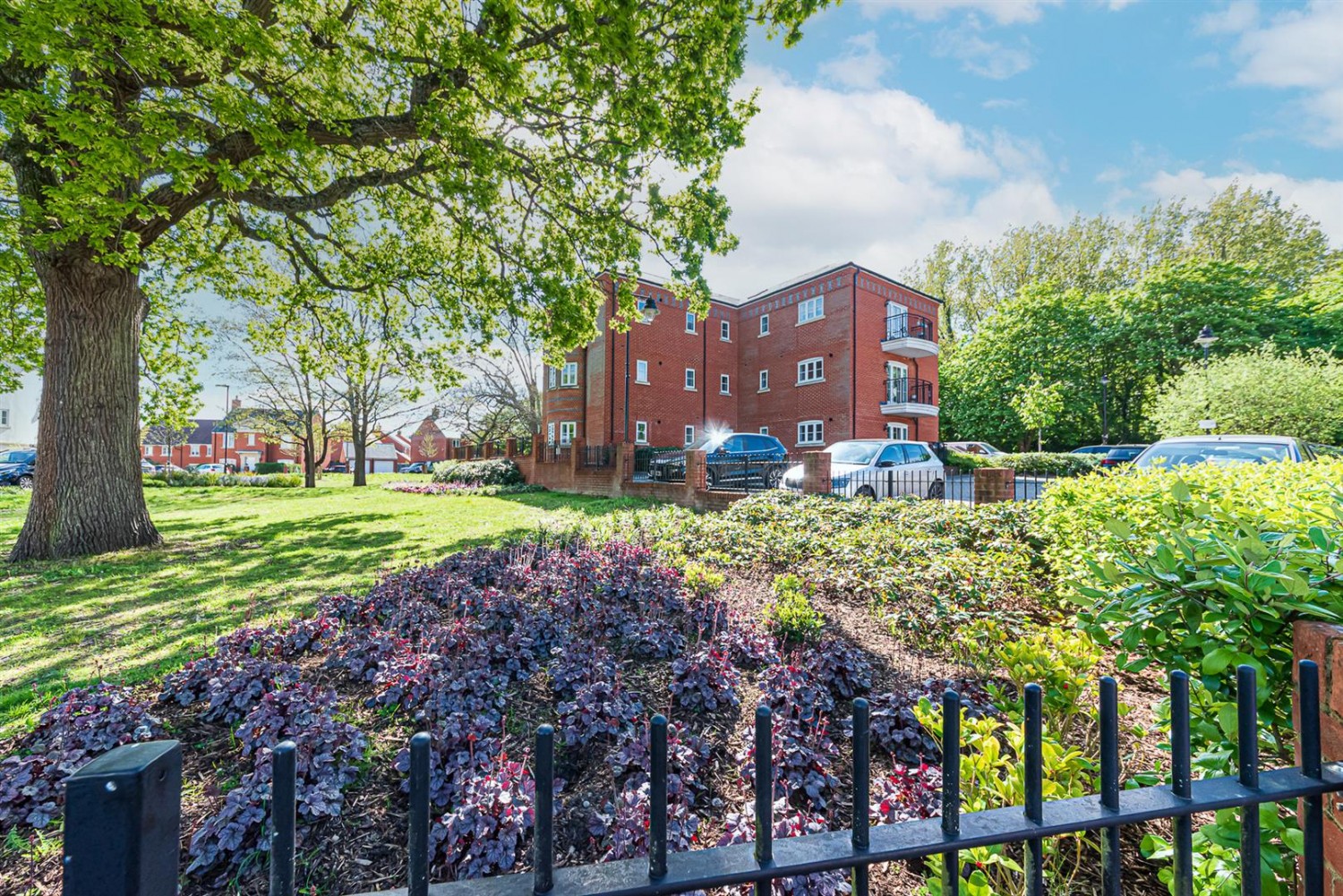 1 bedroom Flat for Sale Scarlett's Road, Wellesley, Aldershot