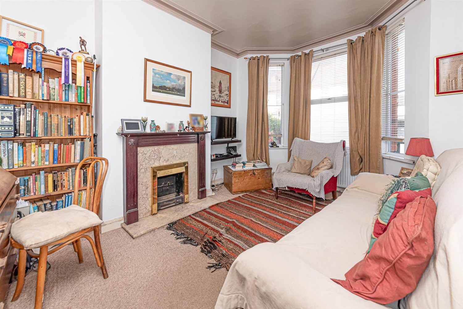 2 bedroom Flat for Sale St. Georges Road