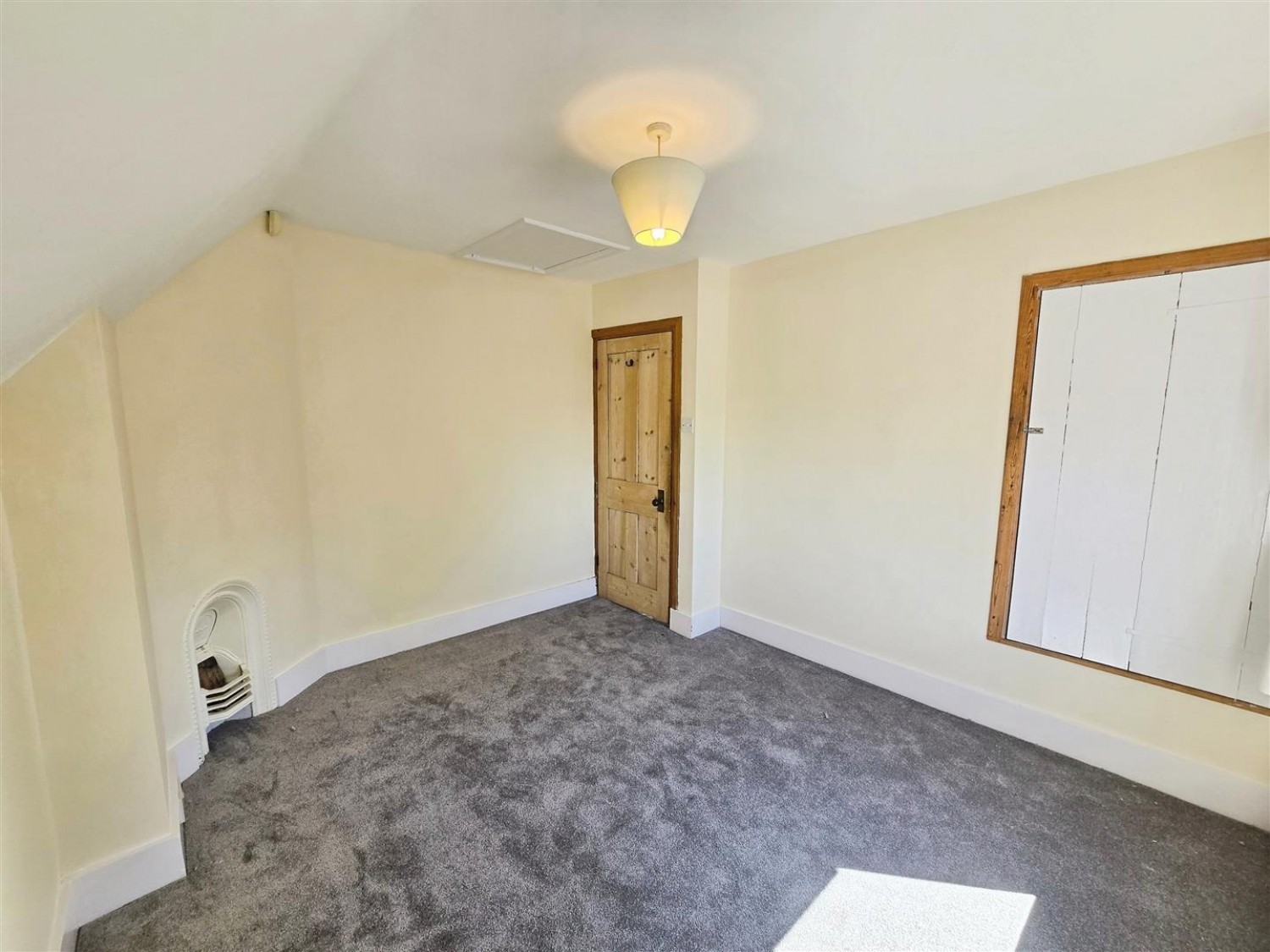 2 bedroom House for Letting Cargate Hill, Aldershot