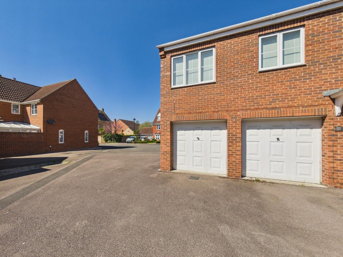 Elder Close, Witham St. Hughs, Lincoln