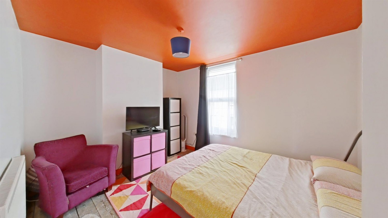 3 bedroom House for Sale Baker Street, Rochester