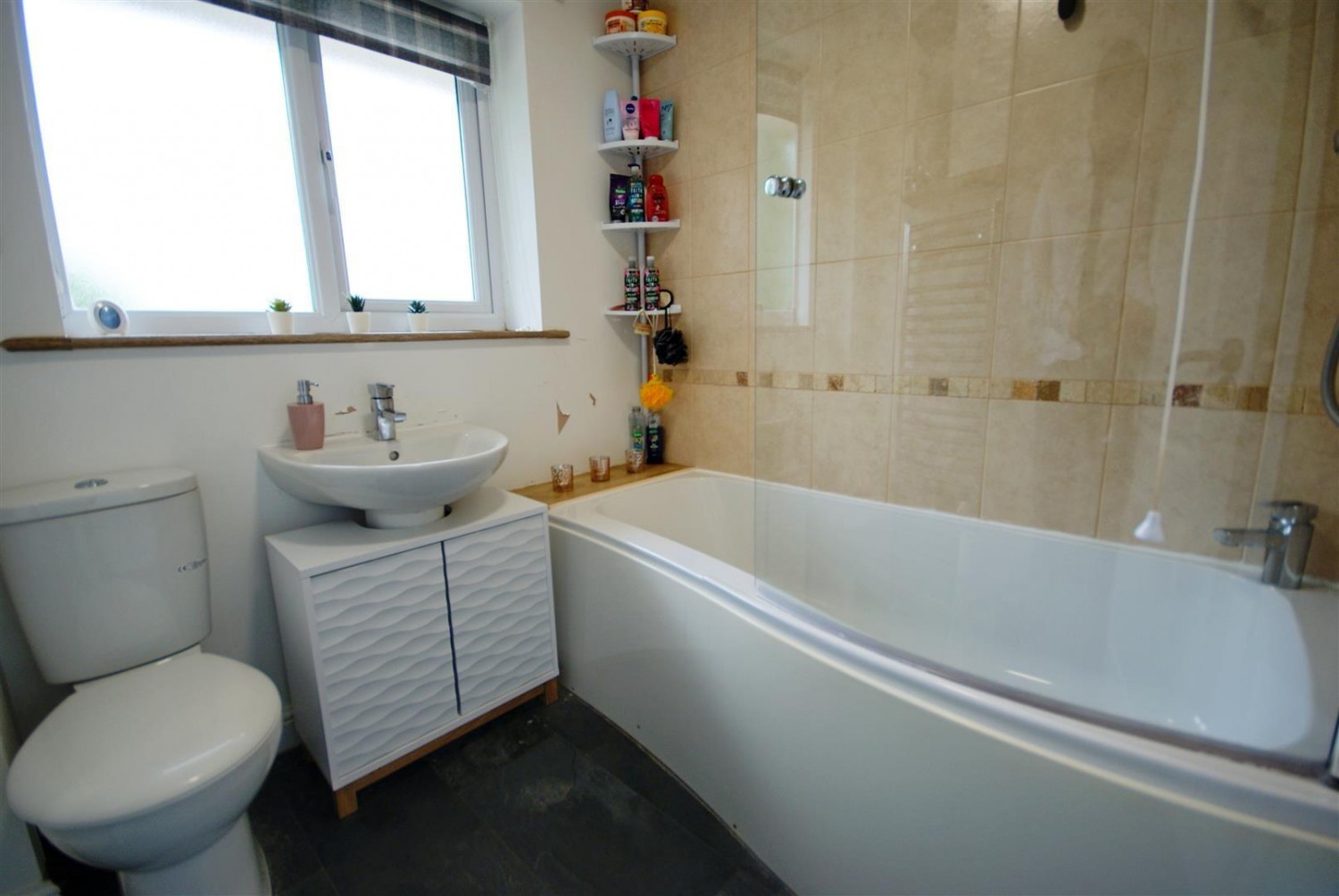 2 bedroom House for Letting Newark Road, North Hykeham, Lincoln