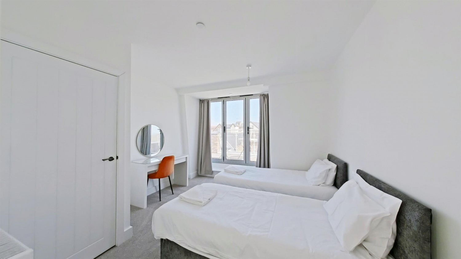 4 bedroom House for Sale The Terrace, Rochester, Kent