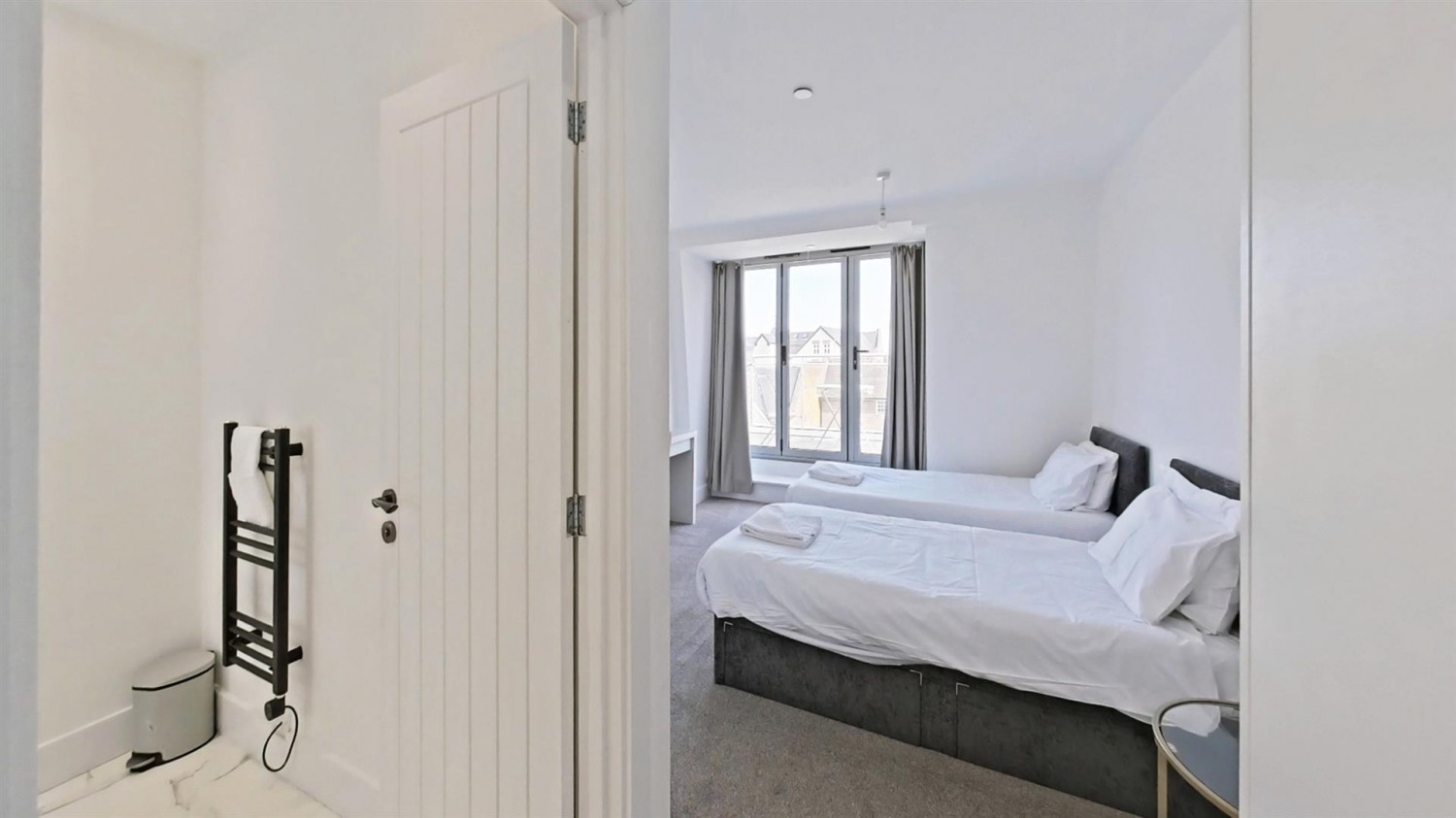 4 bedroom House for Sale The Terrace, Rochester, Kent