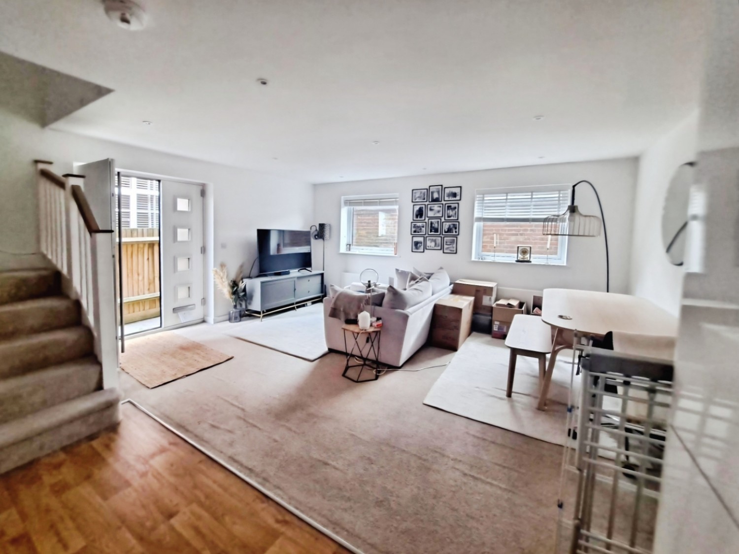 2 bedroom House for Sale Alexandra Road, Farnborough