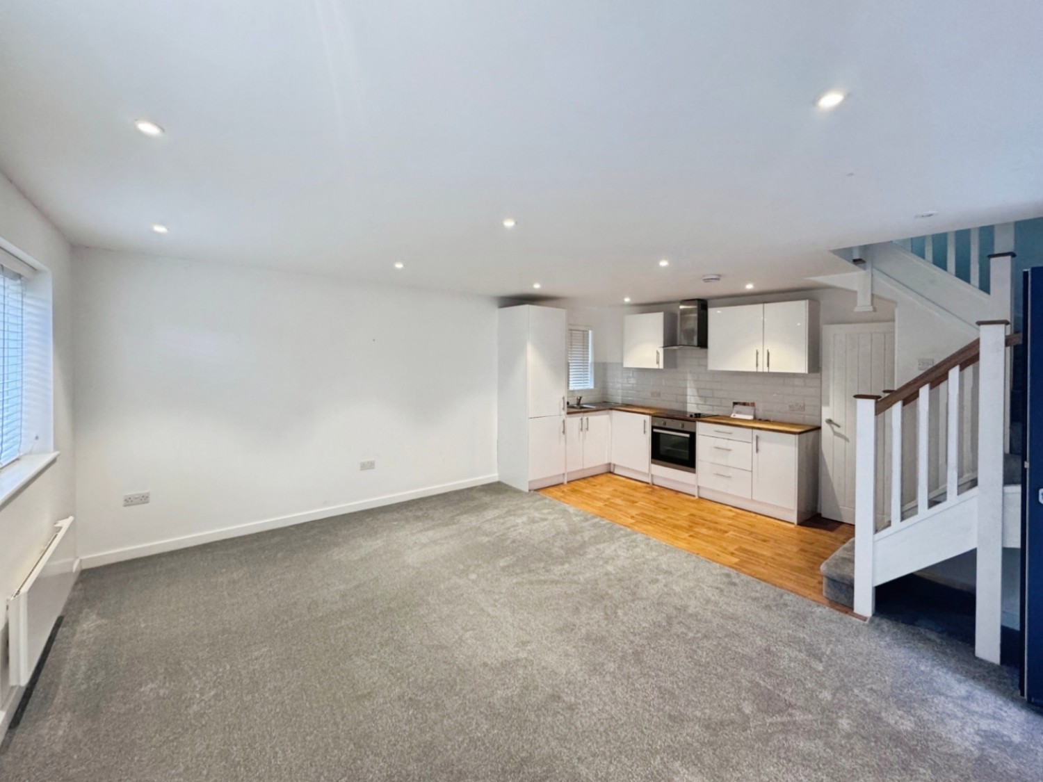 2 bedroom House for Sale Alexandra Road, Farnborough