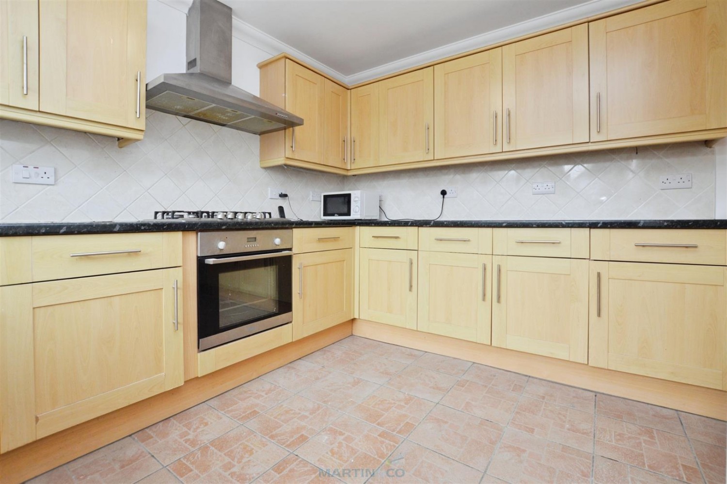 5 bedroom House for Letting Meadside Walk, Chatham
