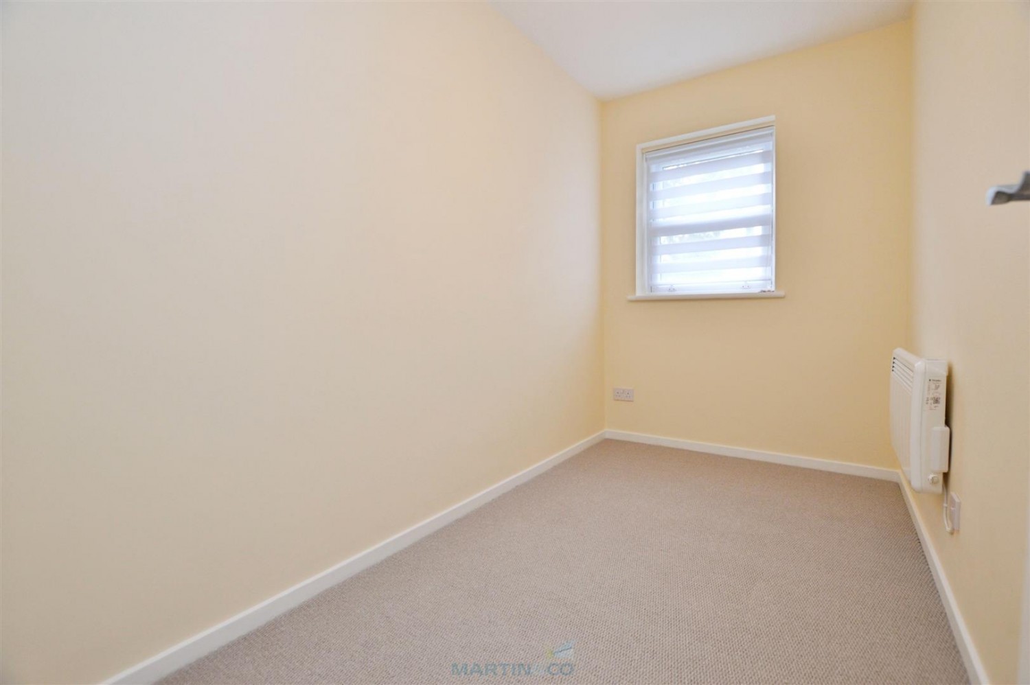 2 bedroom Flat for Letting Cypress Court, Grange Road, Gillingham