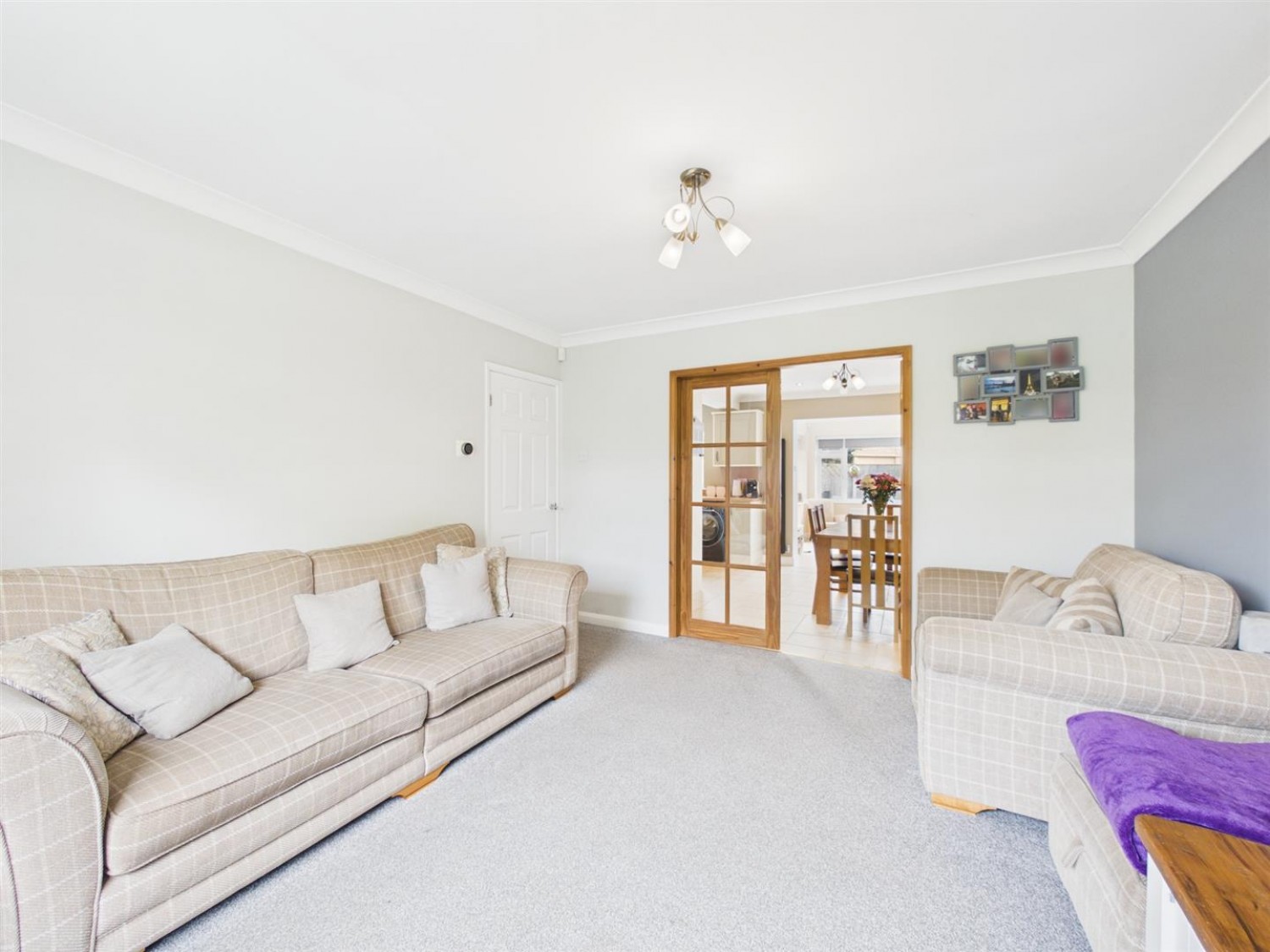 3 bedroom House for Sale Newark Road, North Hykeham, Lincoln
