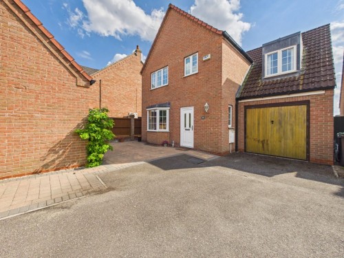 Carlton Boulevard, Lincoln
