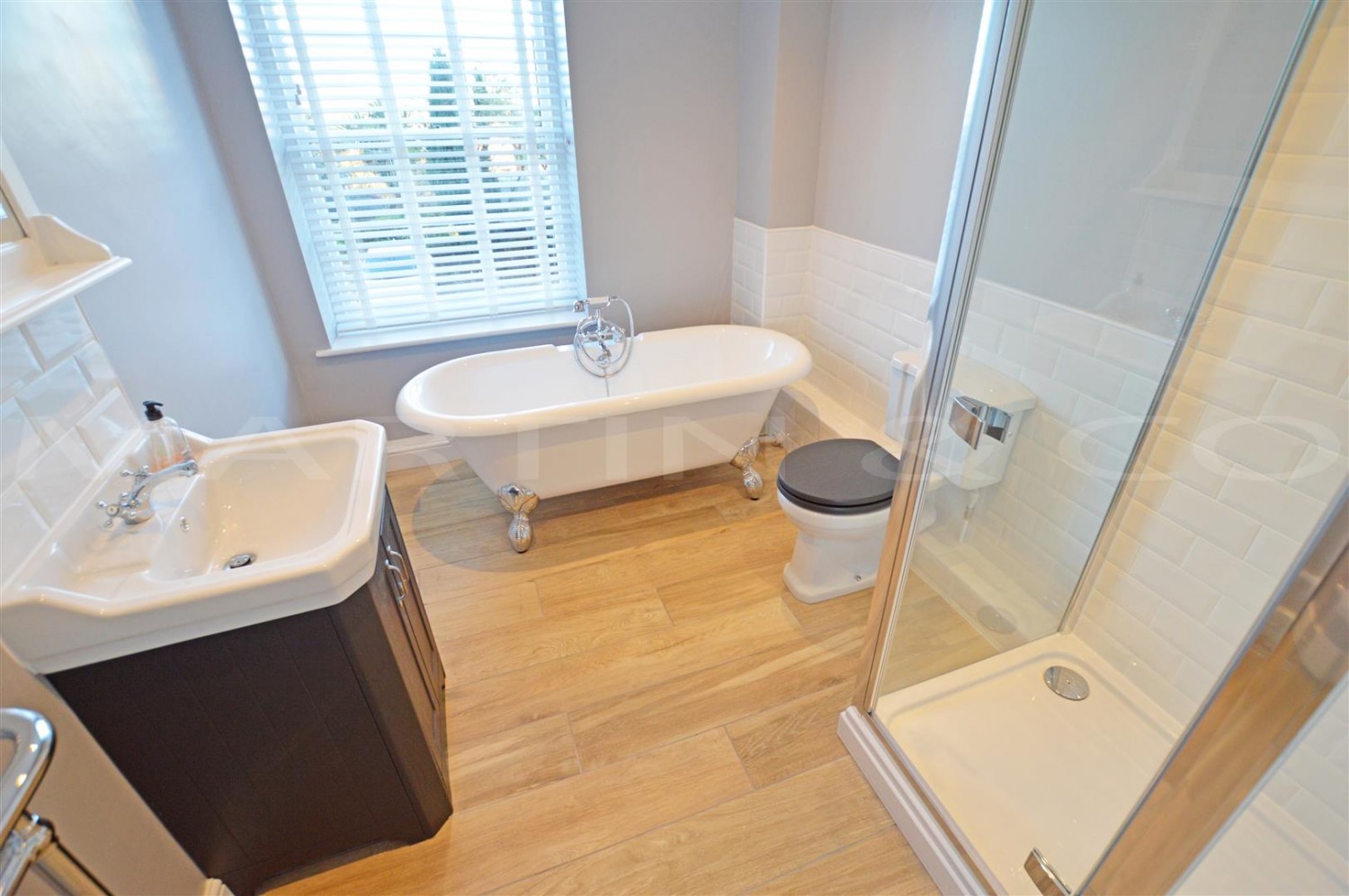 2 bedroom Flat for Letting New Road Avenue, Chatham