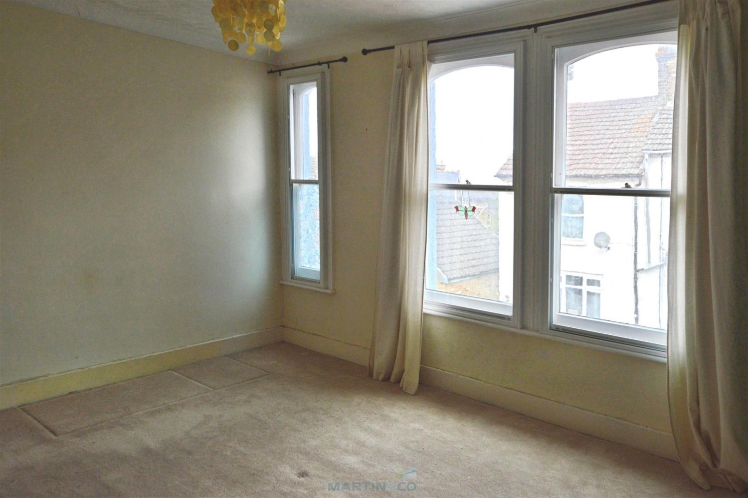 3 bedroom House for Sale Clive Road, Rochester