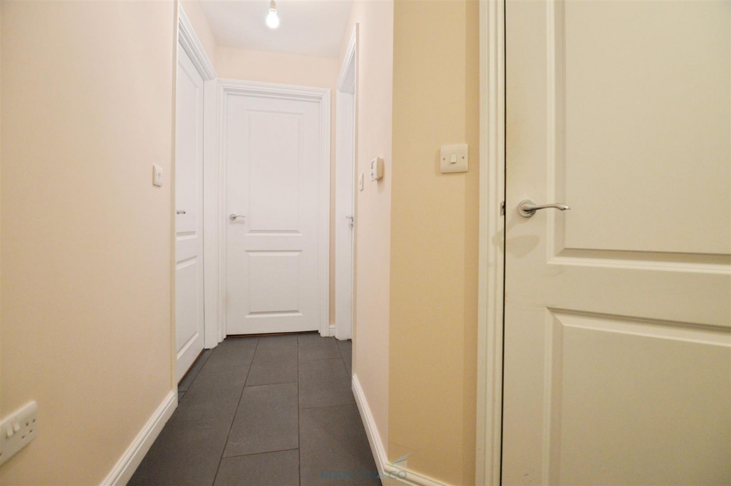 2 bedroom Flat for Letting Coopers Road, Northfleet, Gravesend