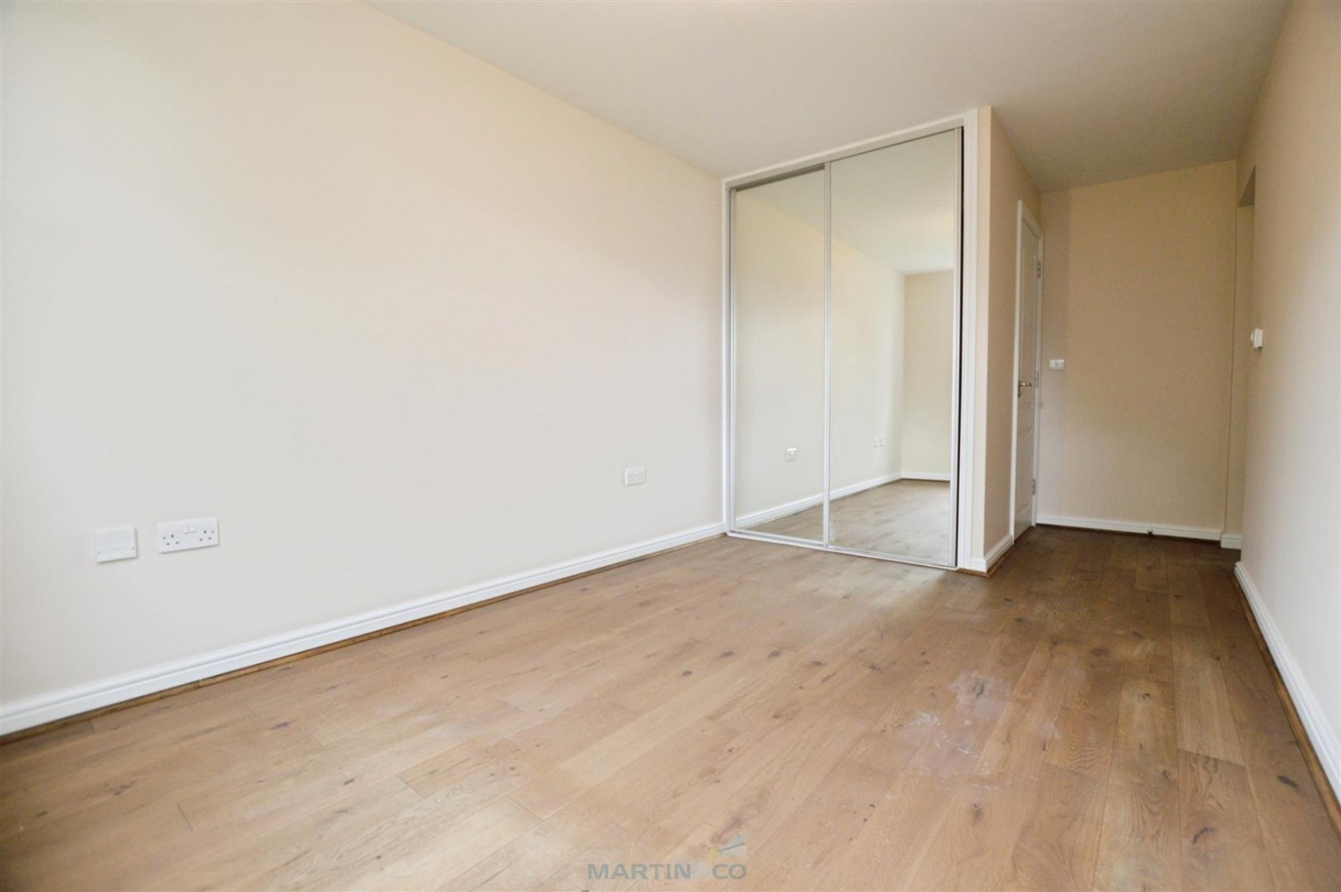 2 bedroom Flat for Letting Coopers Road, Northfleet, Gravesend