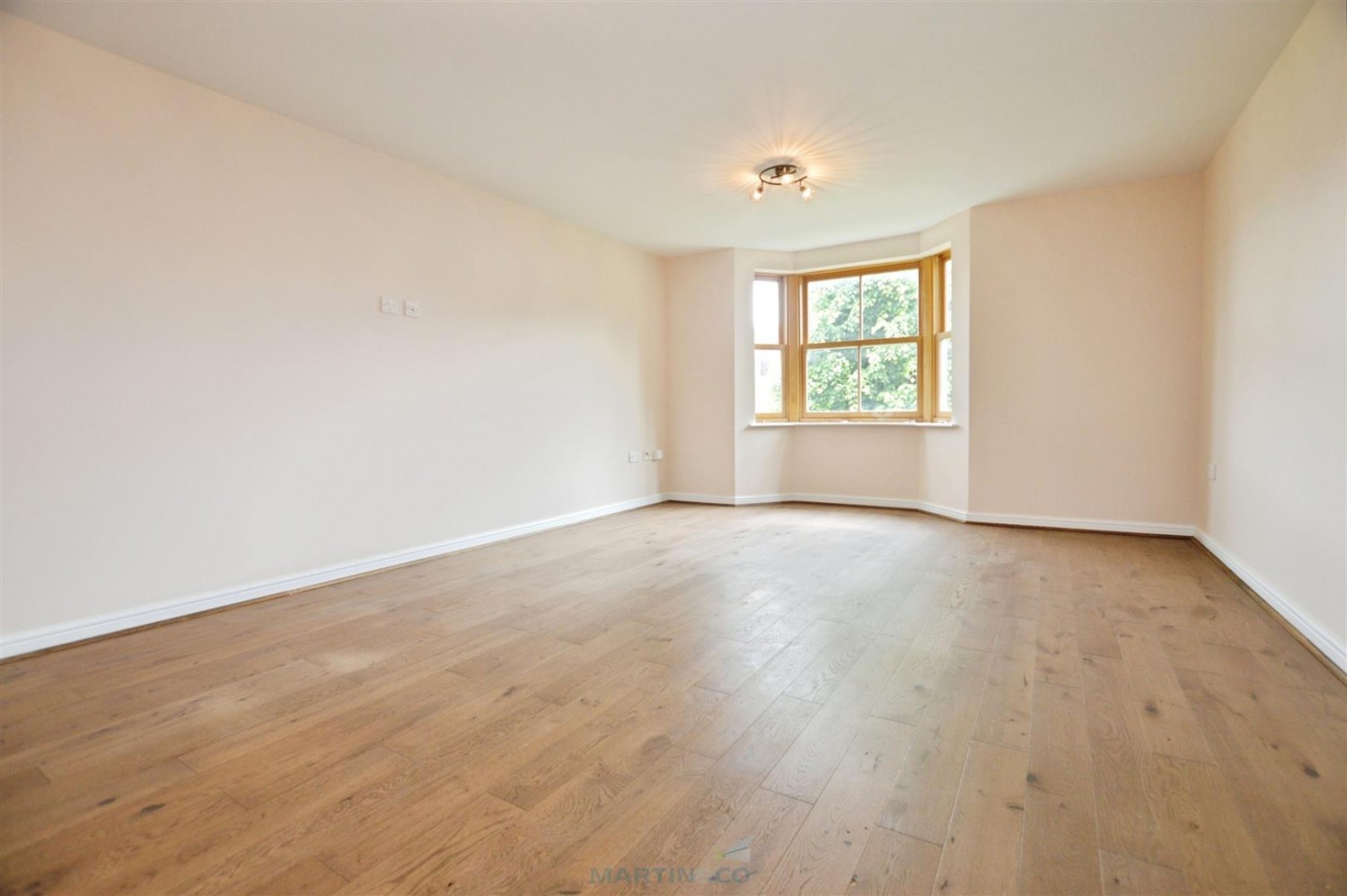 2 bedroom Flat for Letting Coopers Road, Northfleet, Gravesend