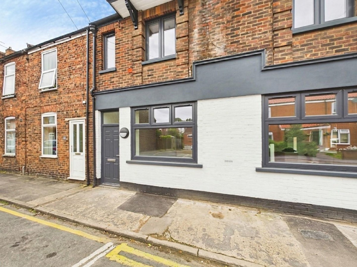 Newland Street West, Lincoln
