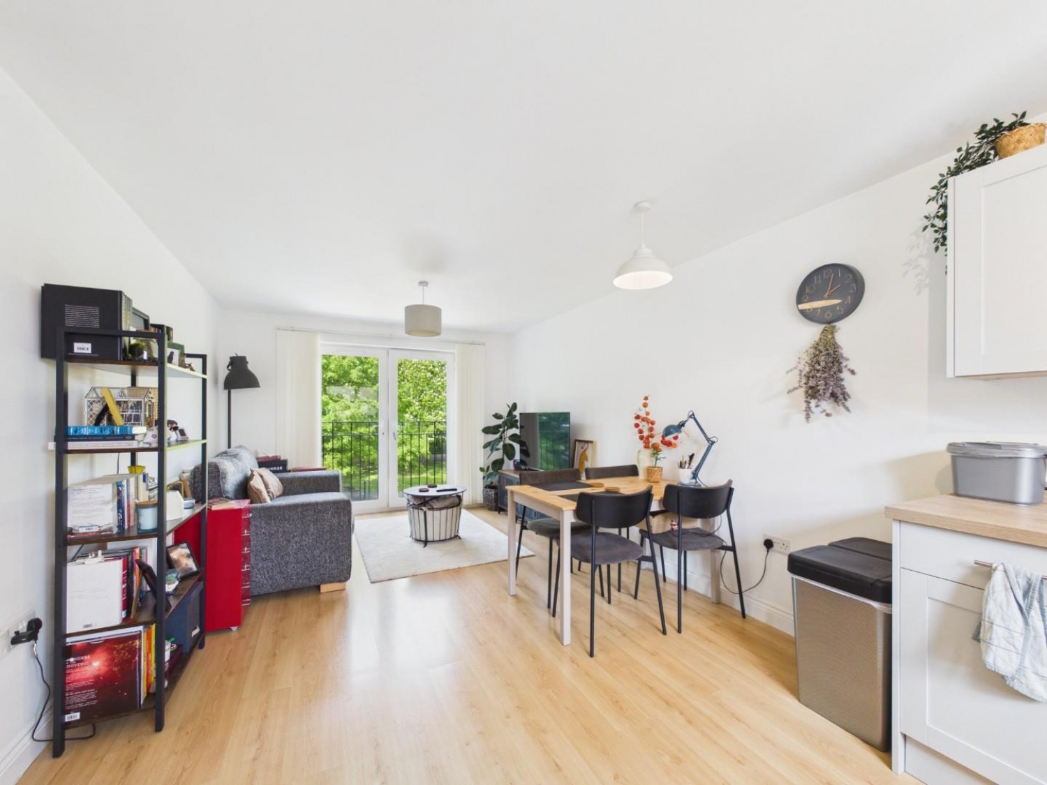2 bedroom Flat for Sale Blenheim Square, Uphill, Lincoln