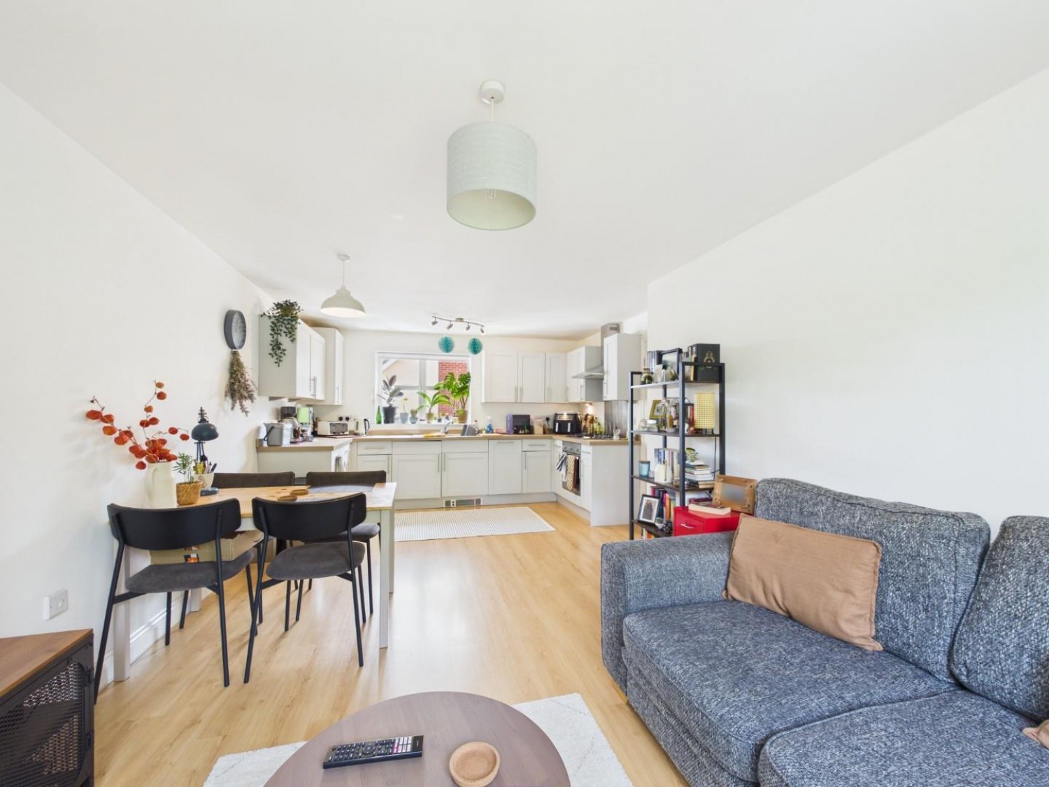 2 bedroom Flat for Sale Blenheim Square, Uphill, Lincoln
