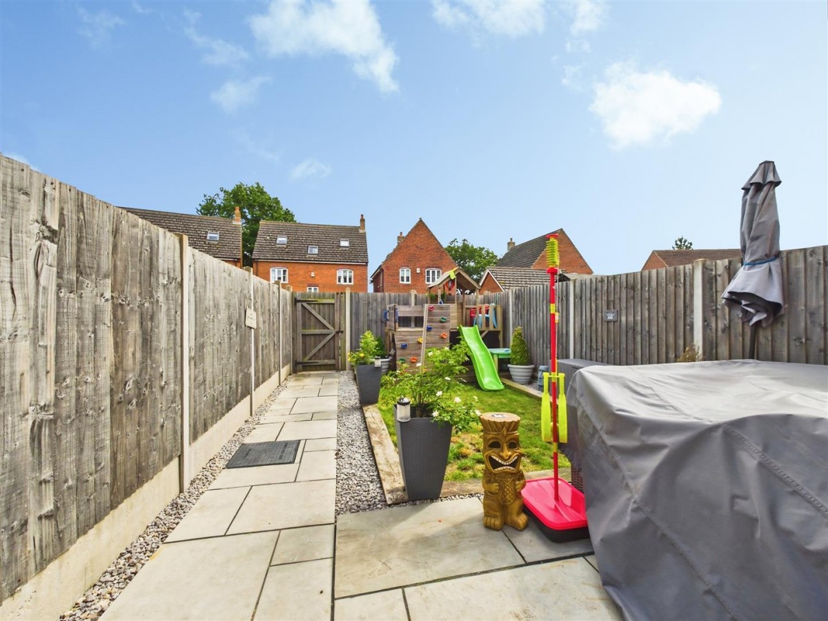 Tall Pines Road, Witham St. Hughs