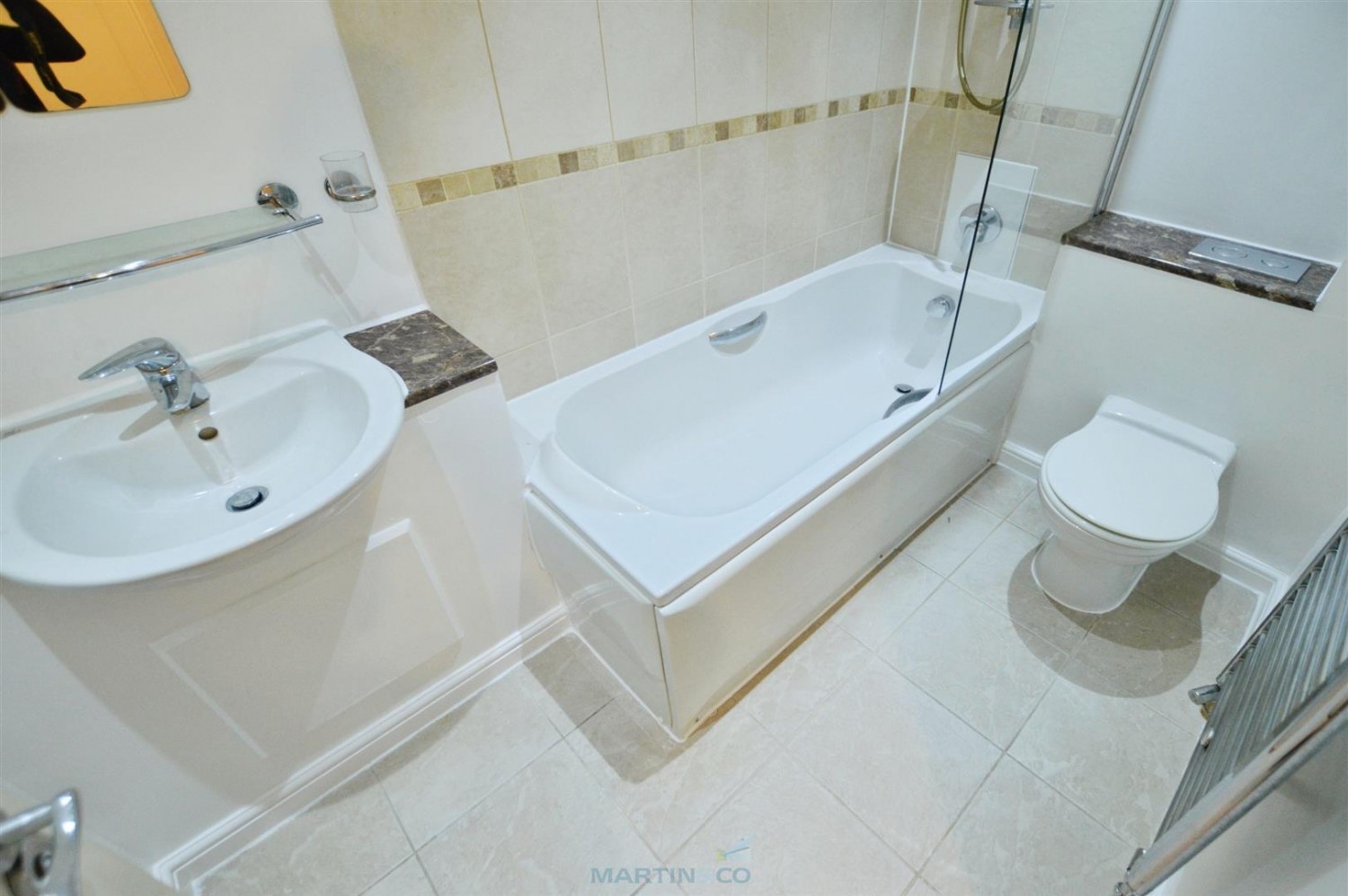 2 bedroom Flat for Letting Coopers Court, Coopers Road