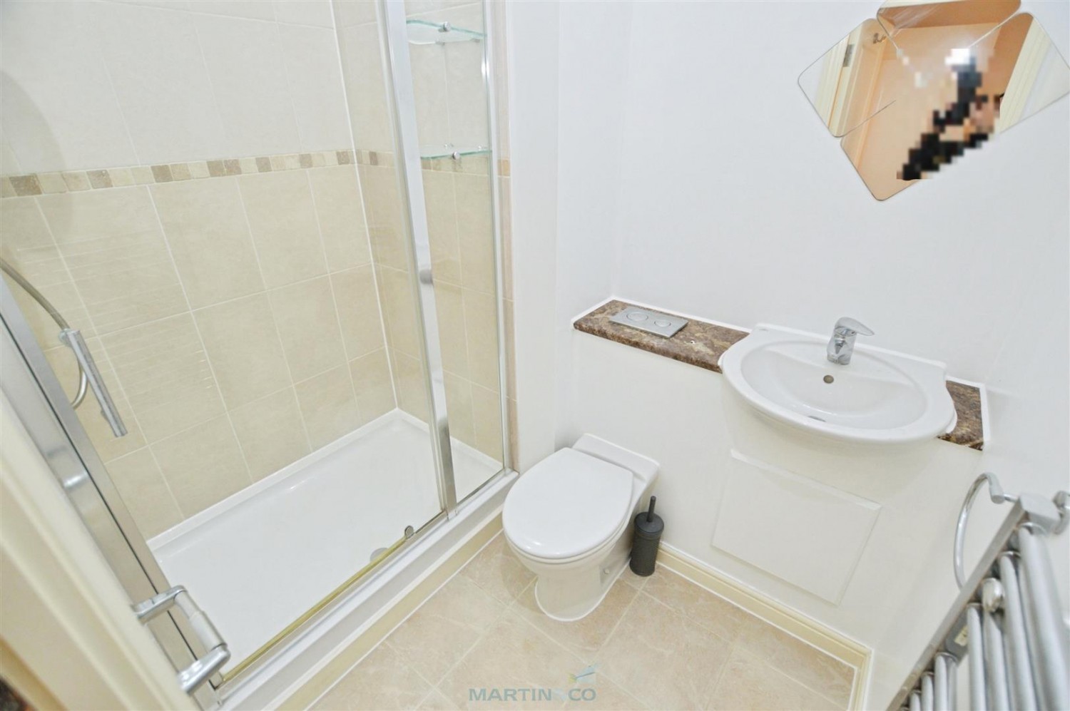 2 bedroom Flat for Letting Coopers Court, Coopers Road