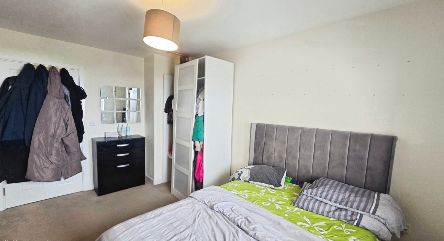 2 bedroom Flat for Sale Centrifuge Way, Farnborough