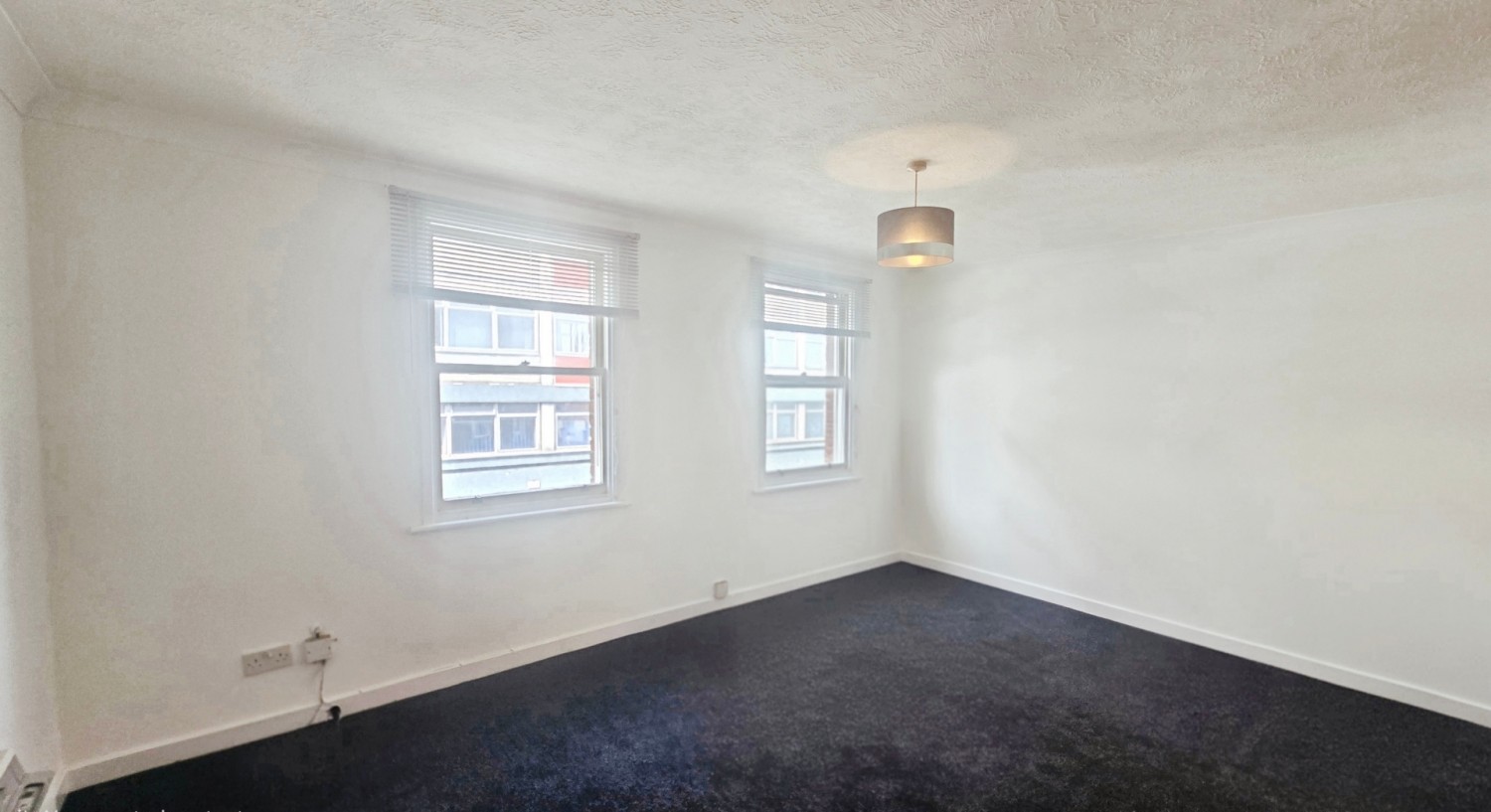 1 bedroom Flat for Letting Birchett Road, Aldershot