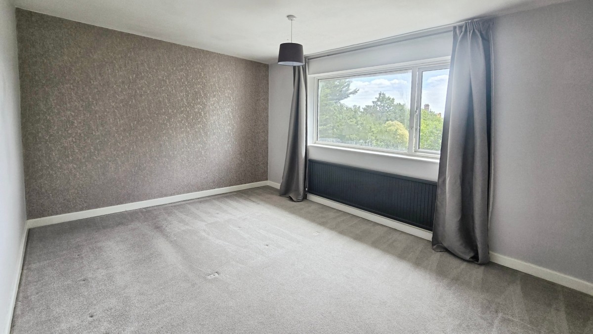 Tredenham Close, Farnborough