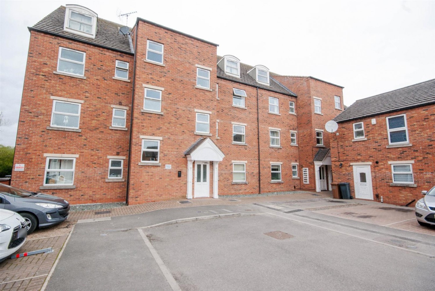 2 bedroom Flat for Letting Willow Tree Close, Witham View