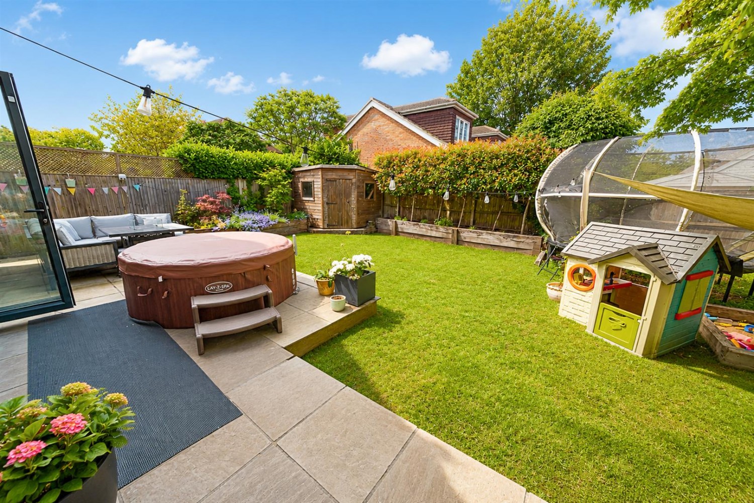 4 bedroom House for Letting Arthur Road, Farnham
