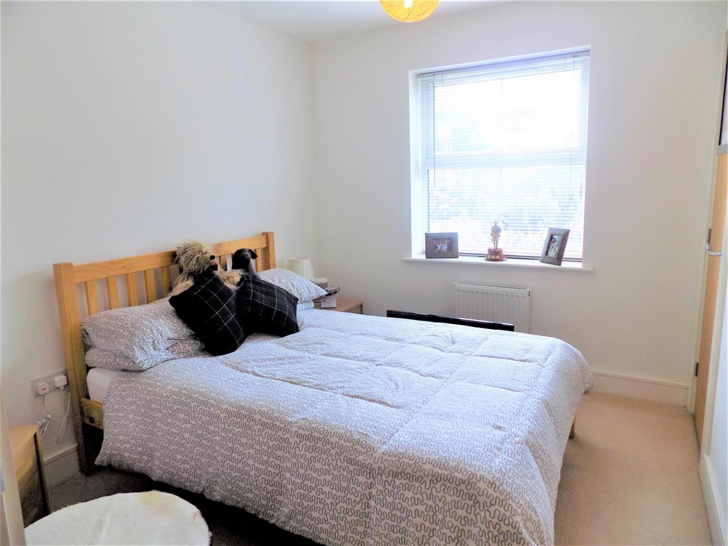 2 bedroom Flat for Letting Merrill House, Farnborough