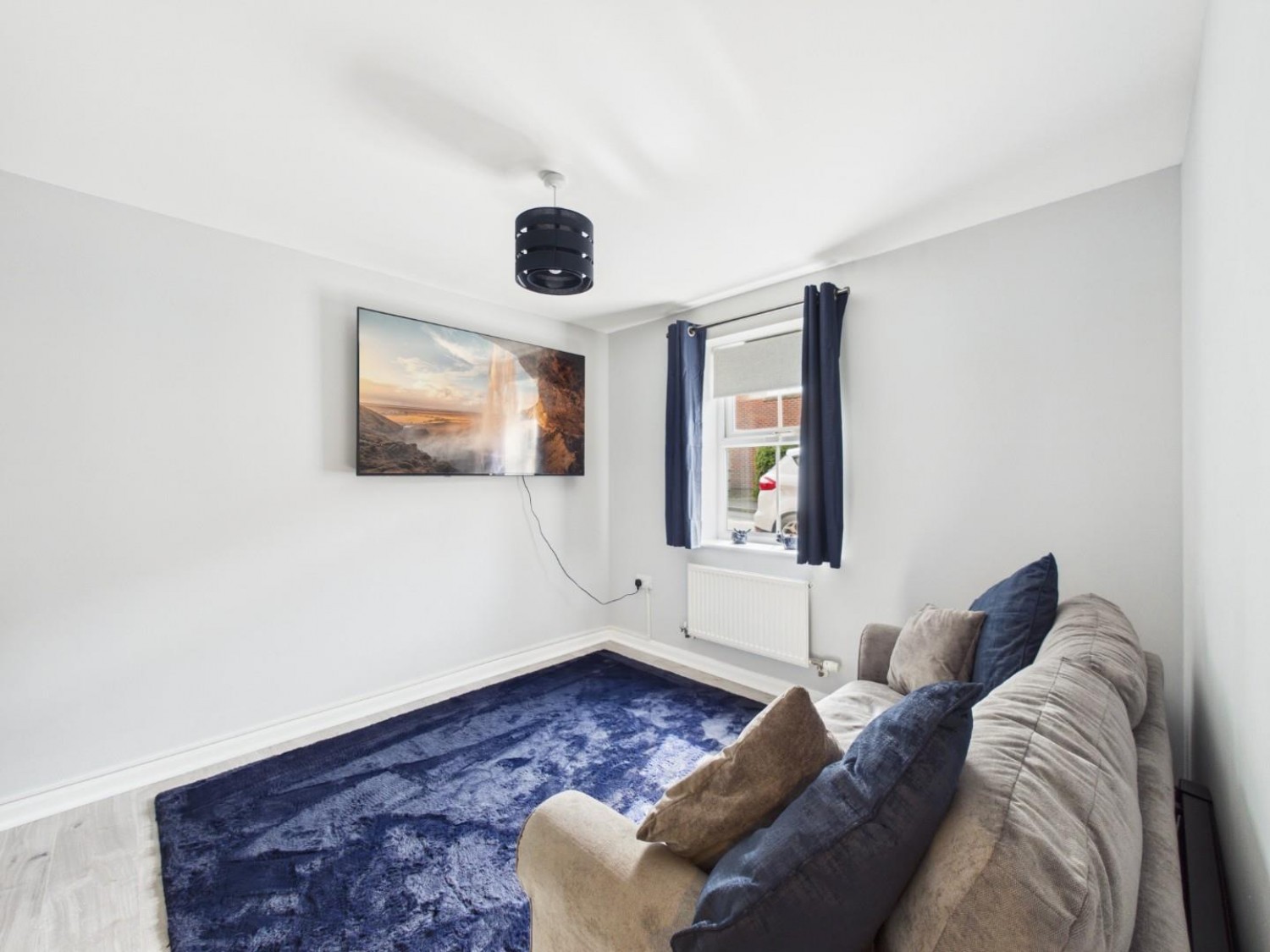 4 bedroom House for Sale Greenfinch Crescent, Witham St Hughs