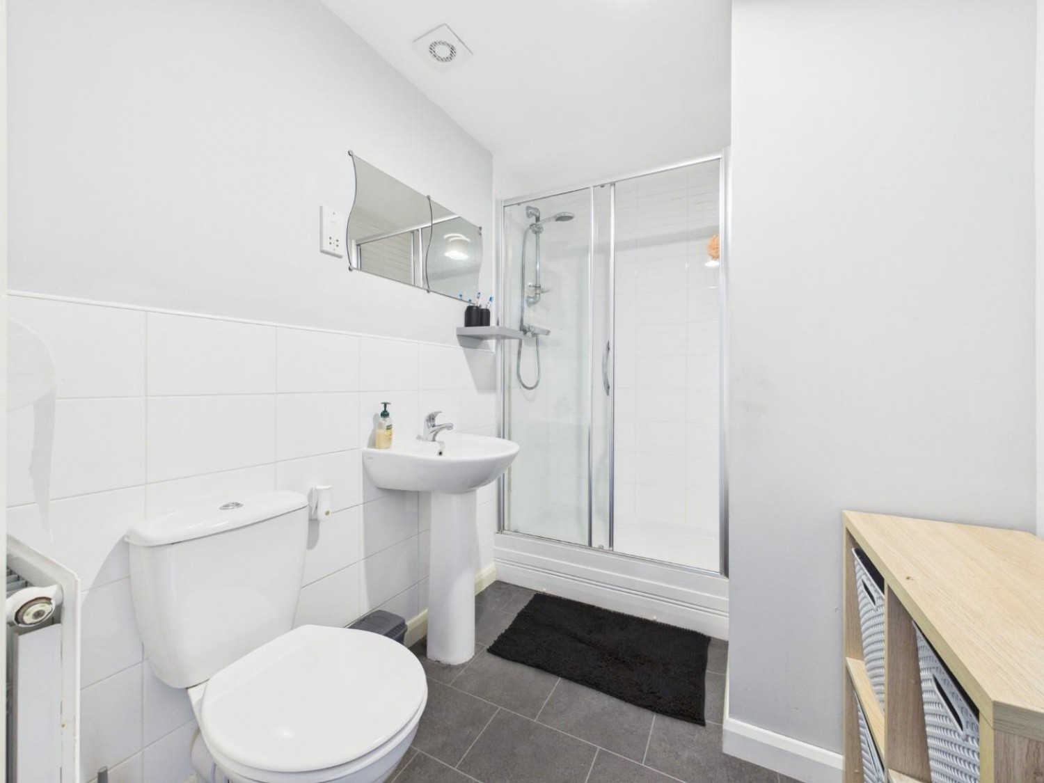 4 bedroom House for Sale Greenfinch Crescent, Witham St Hughs