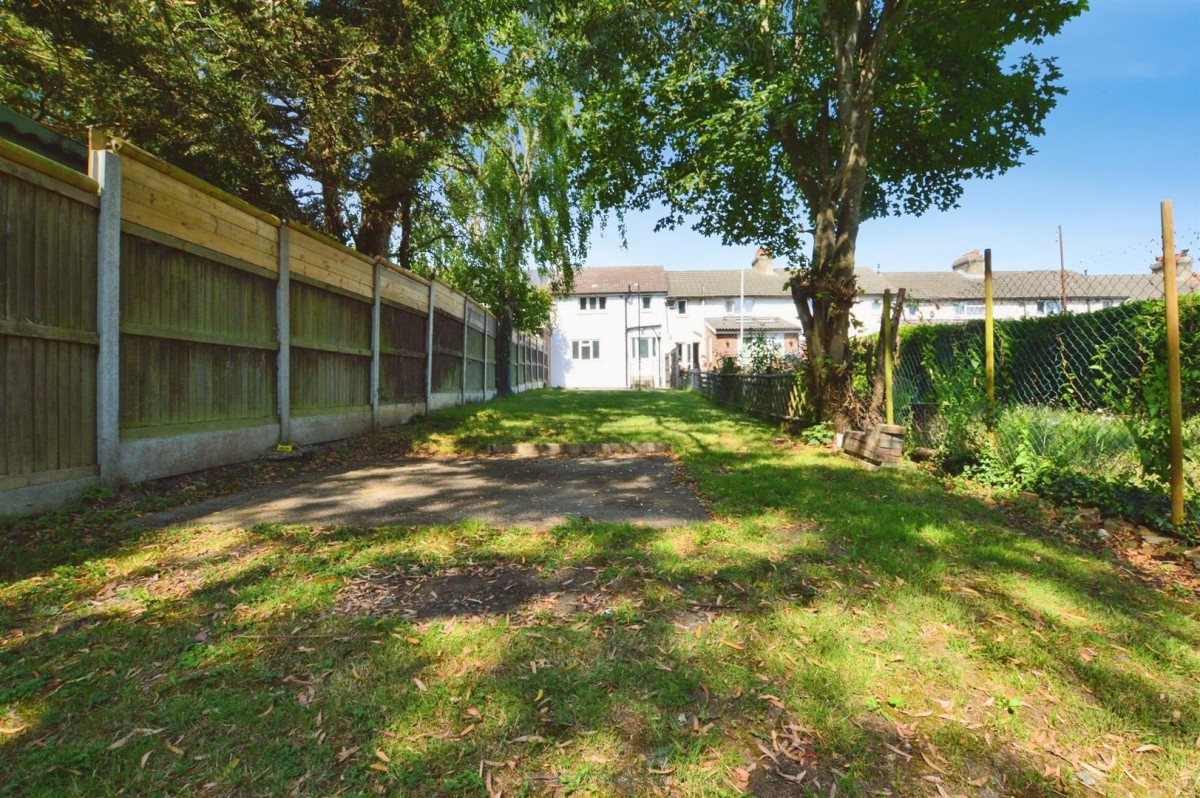 Ewart Road, Chatham