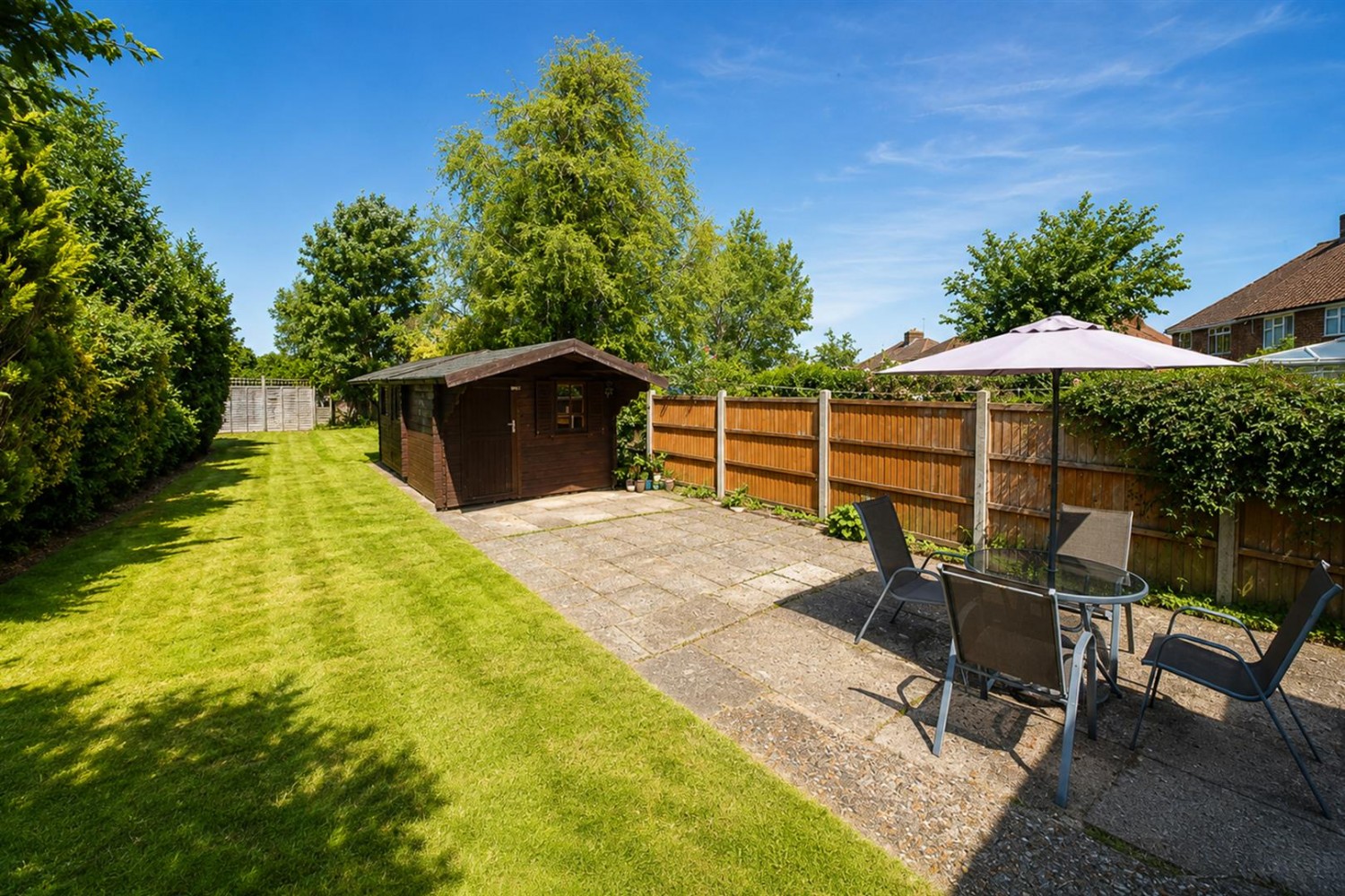 3 bedroom House for Sale Orchard Way, Aldershot