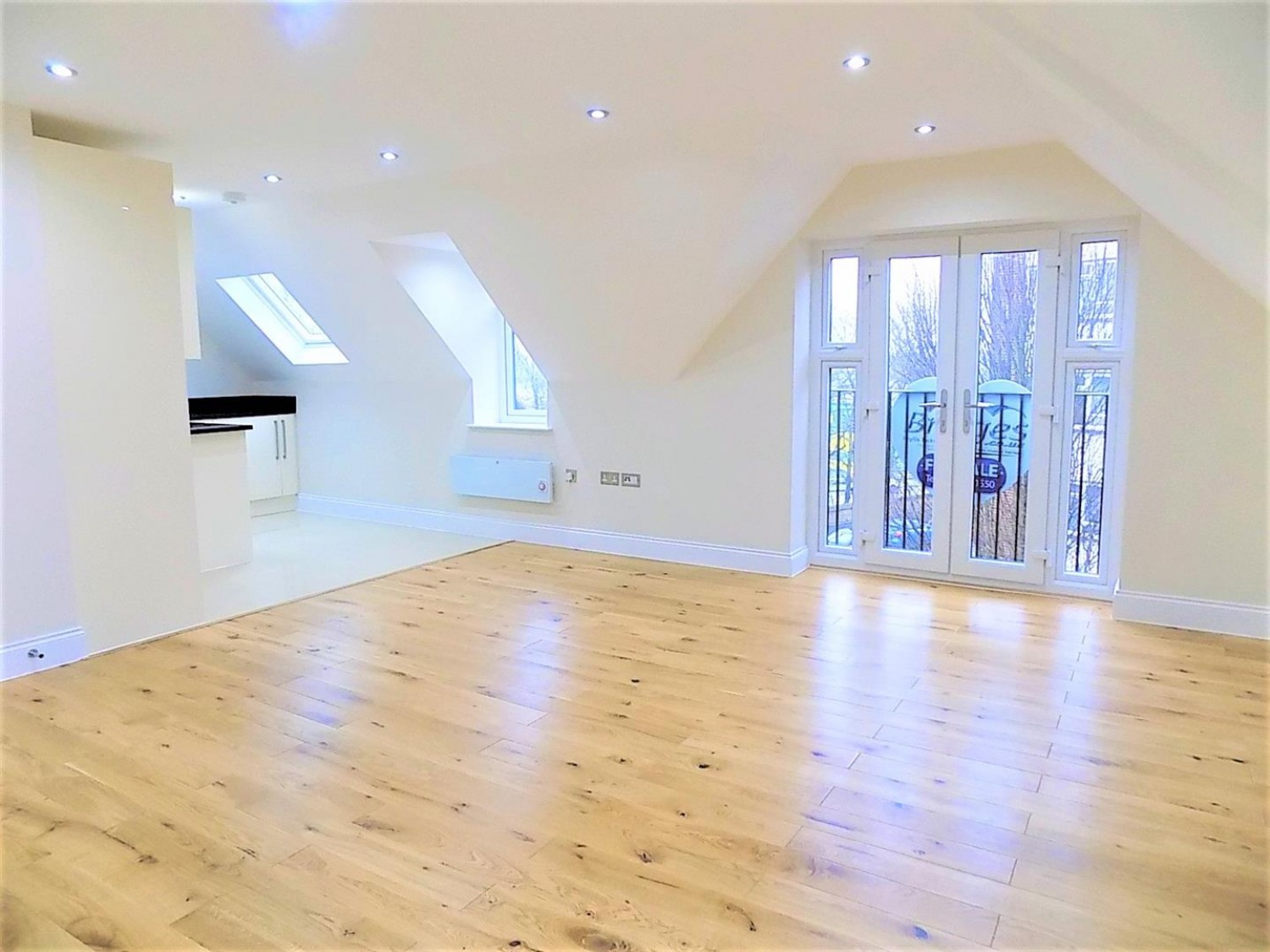 2 bedroom Flat for Letting Alexandra Road, Aldershot