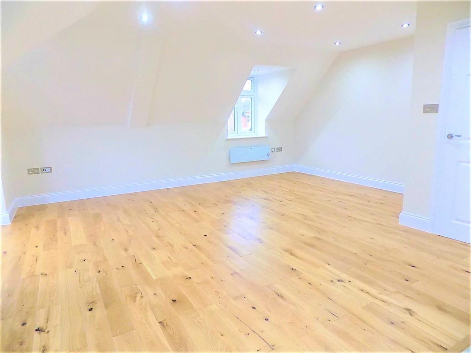 2 bedroom Flat for Letting Alexandra Road, Aldershot
