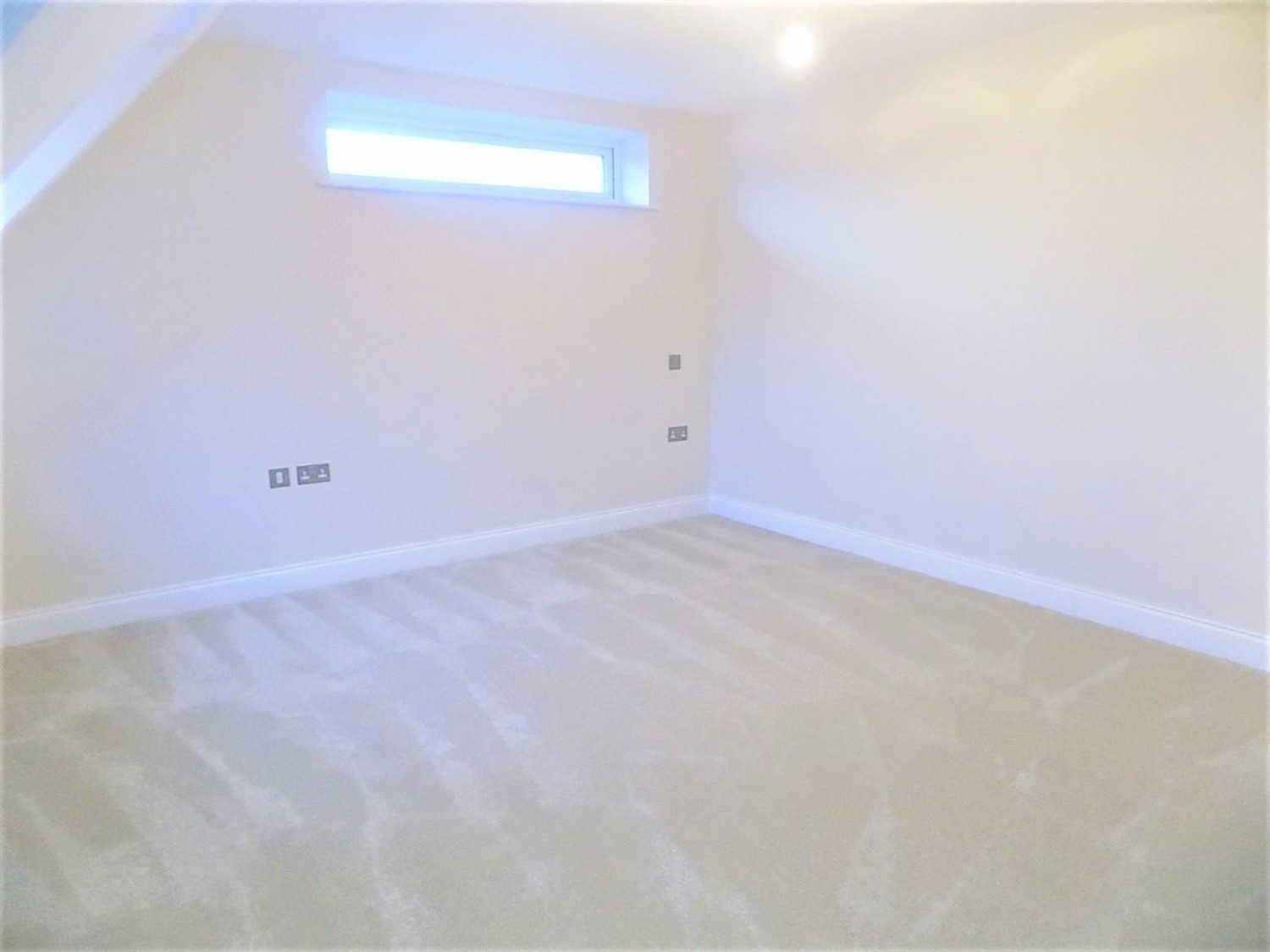 2 bedroom Flat for Letting Alexandra Road, Aldershot