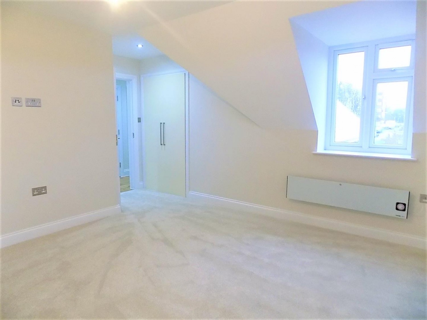 2 bedroom Flat for Letting Alexandra Road, Aldershot