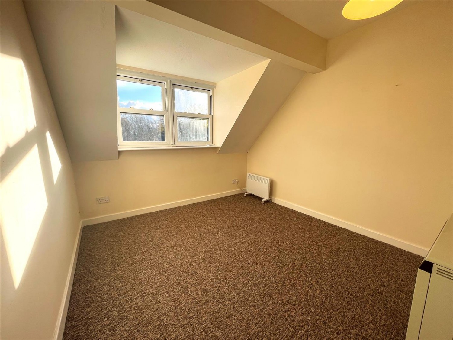 1 bedroom Flat for Letting Lysons Road, Aldershot