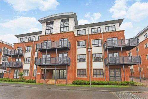 Comet House, Wallis Square, Farnborough