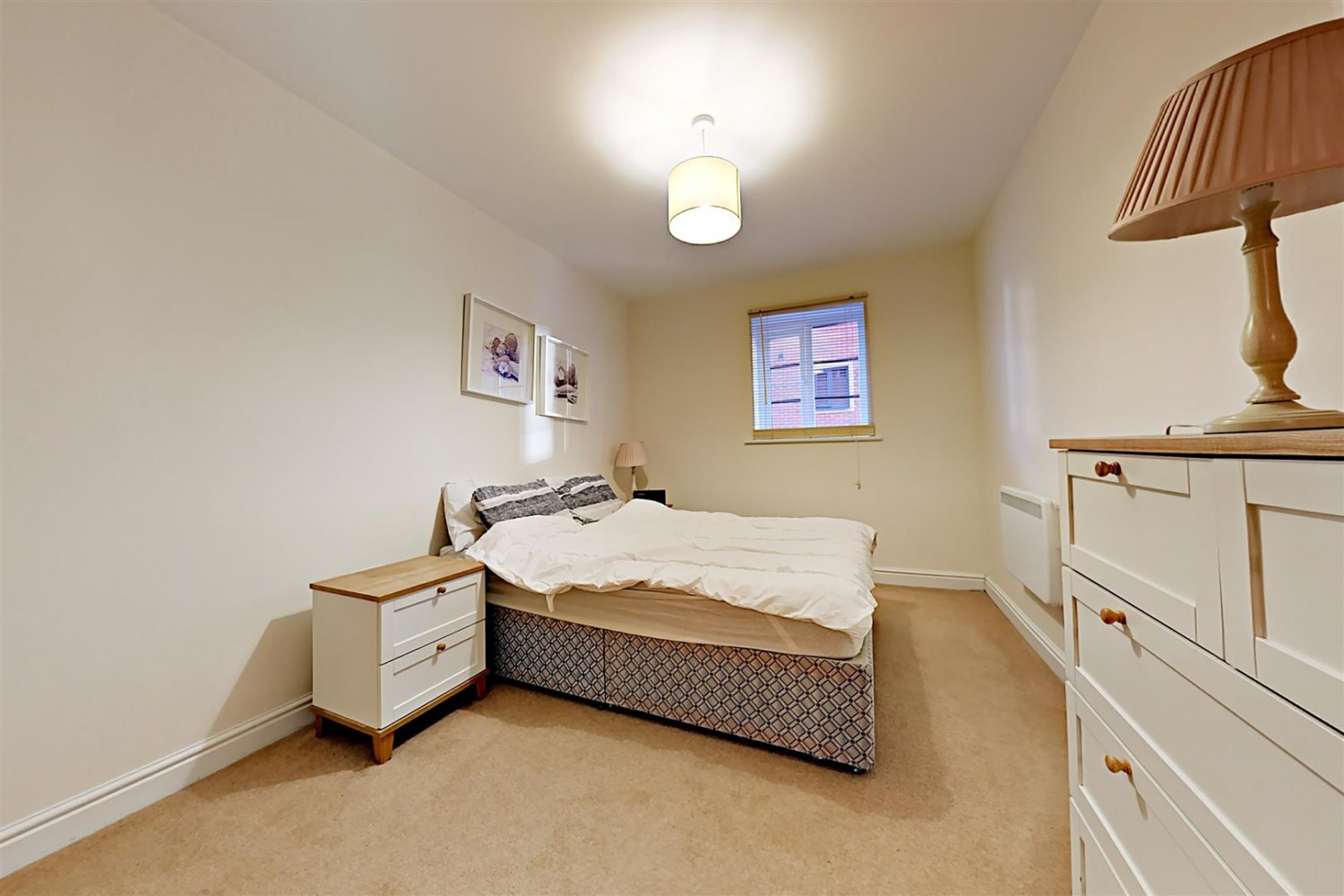 2 bedroom Flat for Letting Comet House, Wallis Square, Farnborough